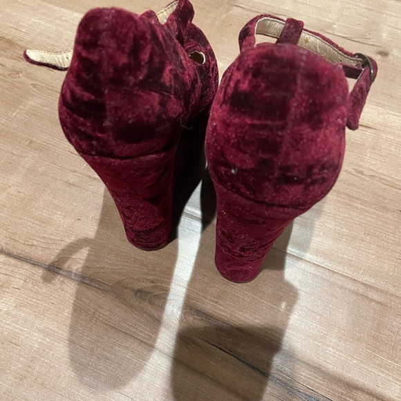 Beautiful rare burgundy wedge platforms - Picture 5 of 6